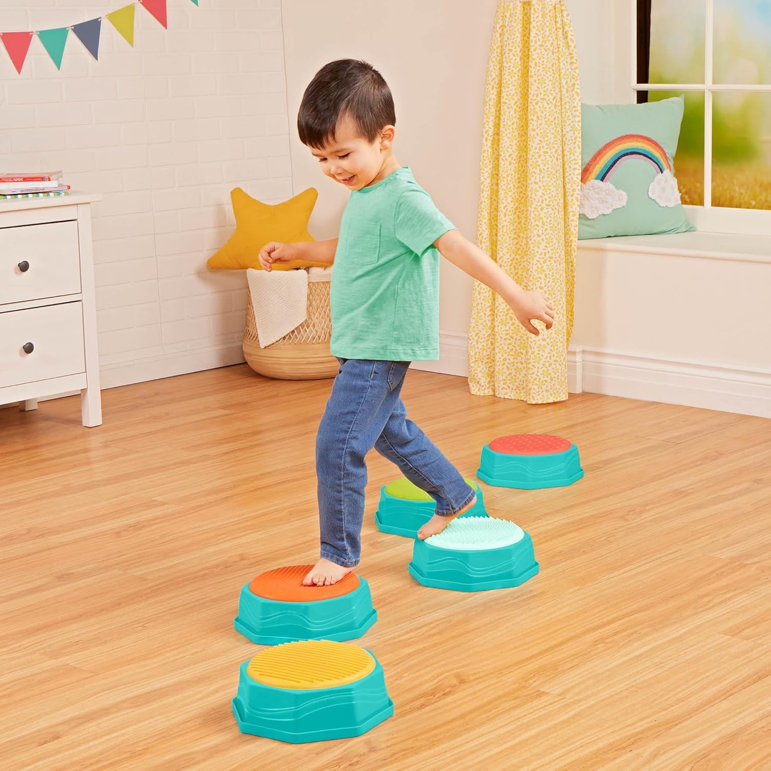 – Balance Beam for Kids – Interlocking Balancing Beams – 5 Sensory Pads & 8 Beams – Active Play for Toddlers, Kids – 3 Years + – Balance & Build Set